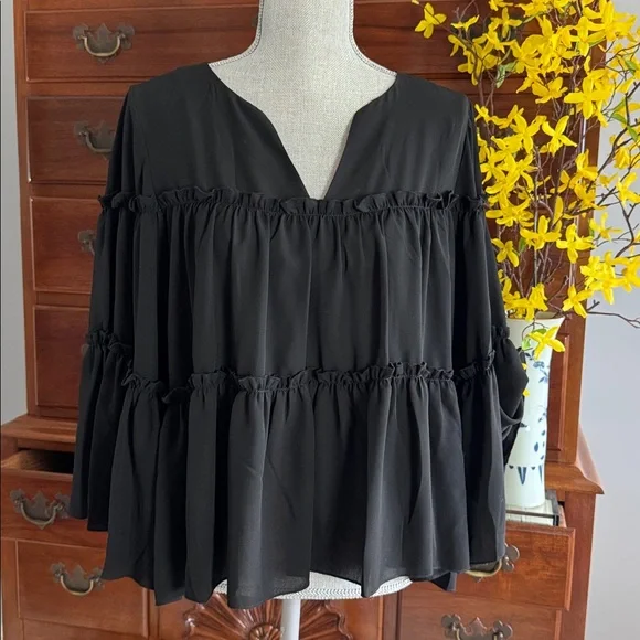 Patrizia Luca Milano Black Ruffled Blouse Size Medium - Picture 12 of 12